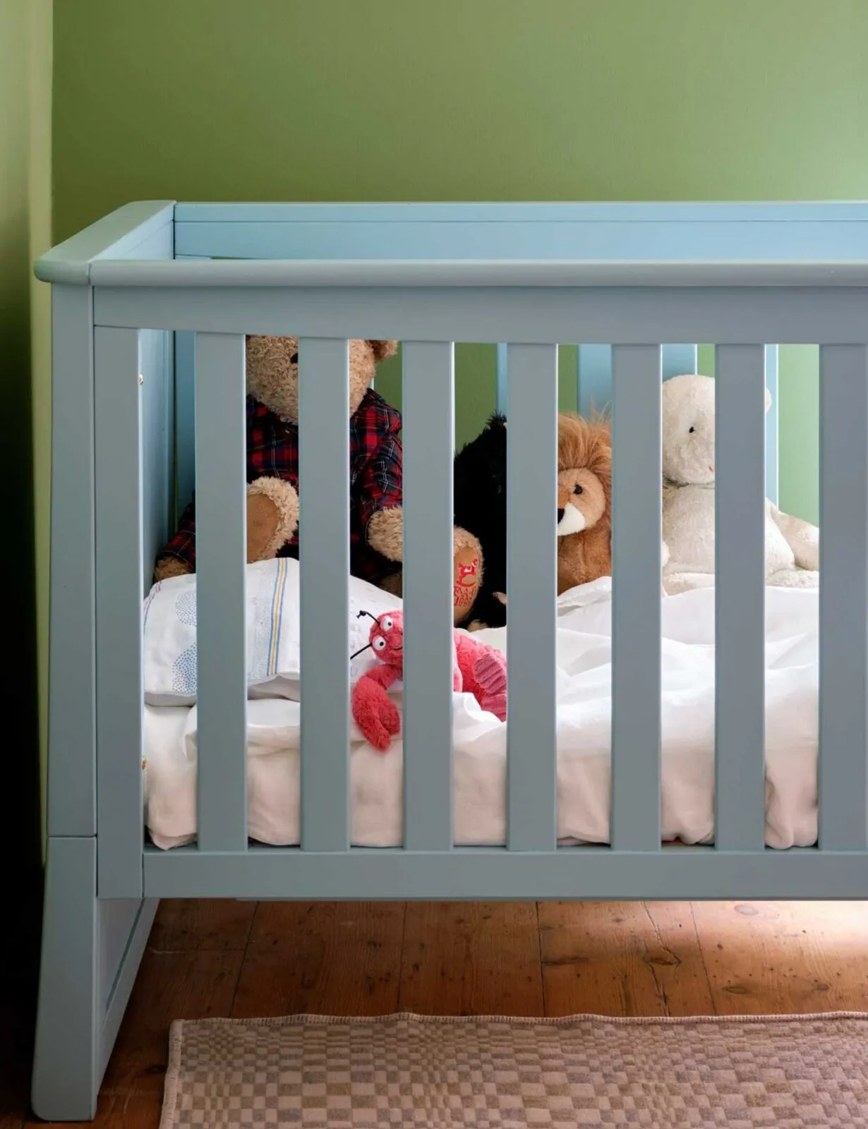 nursery-cot nursery-cot